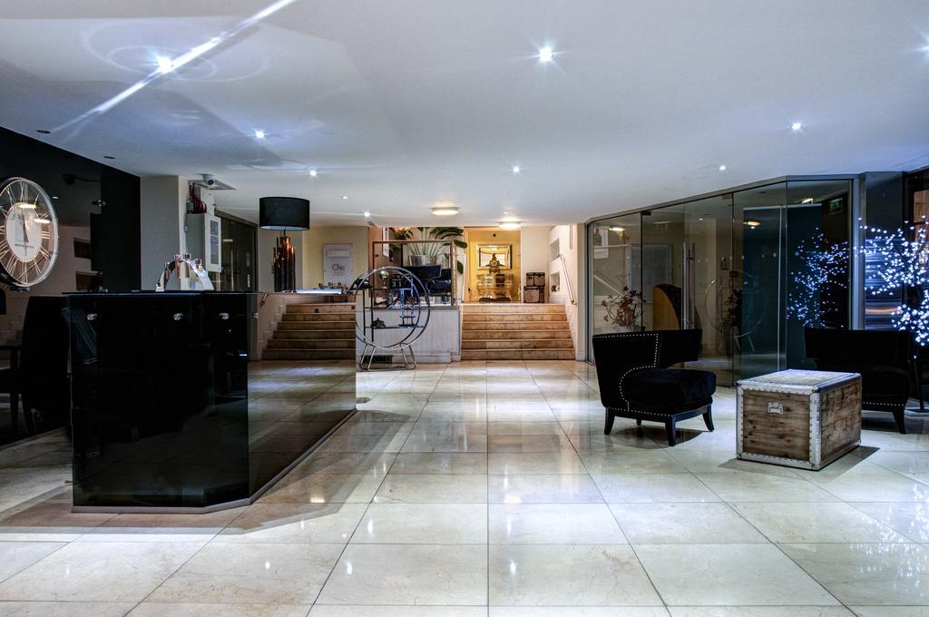 Oyo Clayton Lodge Newcastle-under-Lyme Εξωτερικό φωτογραφία